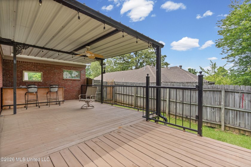 A Move-In Ready Gem in Pinehurst! This well-maintained 3-bedroom - photo 26