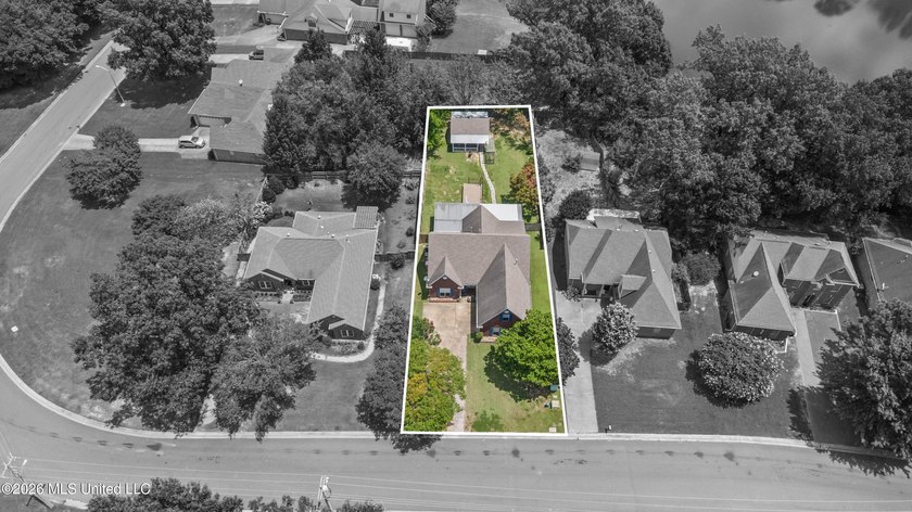A Move-In Ready Gem in Pinehurst! This well-maintained 3-bedroom - photo 31