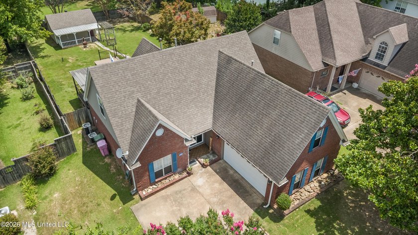 A Move-In Ready Gem in Pinehurst! This well-maintained 3-bedroom - photo 34