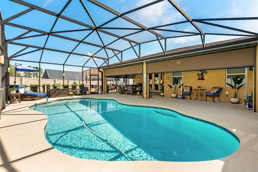 Welcome to this beautifully crafted 2019 custom home. This - photo 22