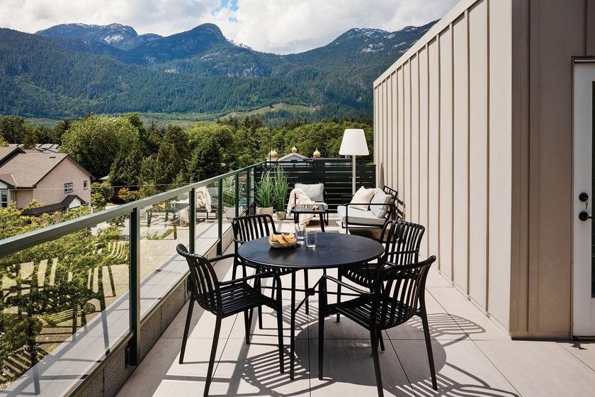 Noven One is six four-level townhomes in downtown Squamish - photo 30