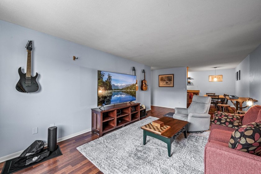 SELLER WILL PAY ONE FULL YEAR OF HOA FEES! Welcome to this - photo 15