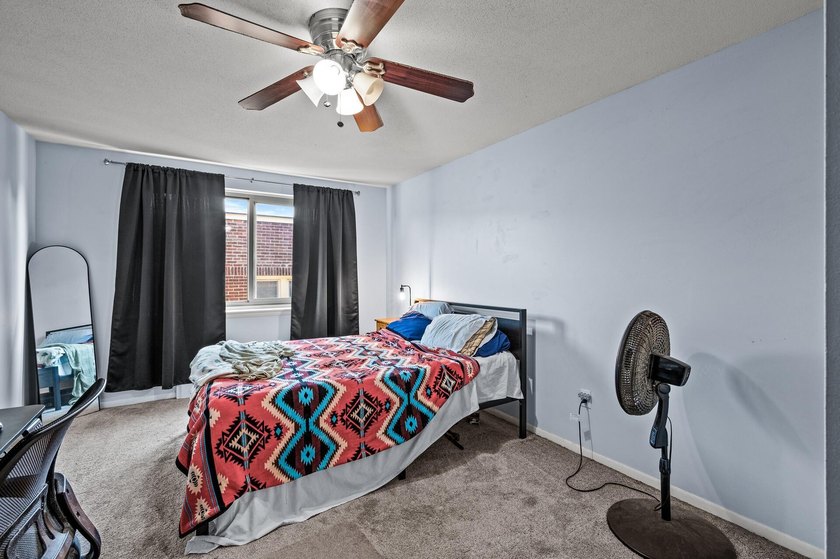 SELLER WILL PAY ONE FULL YEAR OF HOA FEES! Welcome to this - photo 18