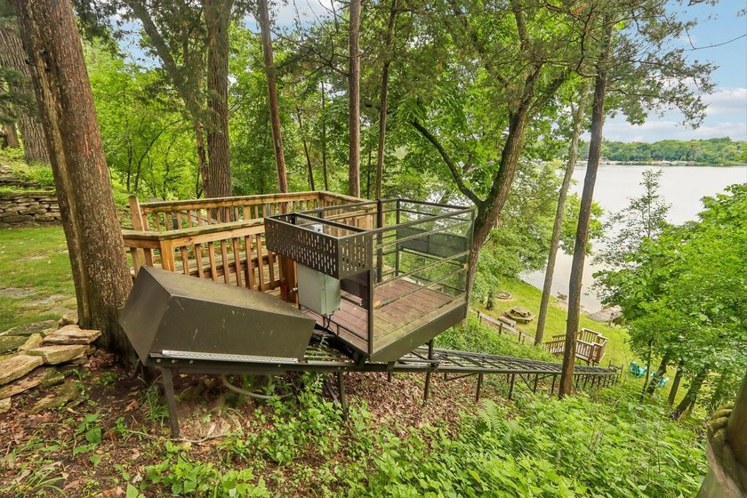 Watch gorgeous sunsets over 100' sand frontage on exclusive and - photo 9