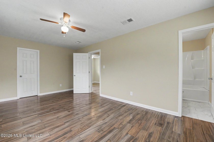 Welcome to this charming 3-bedroom, 2-bath home offering - photo 11
