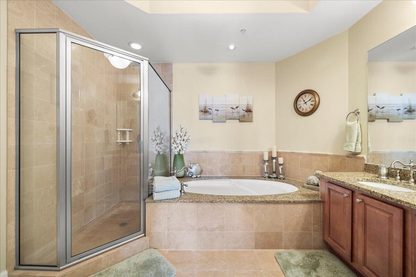 BRING AN OFFER! 100K+ in rental! Exceptional investment - photo 30