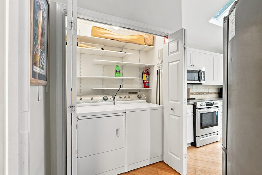 There is an unmistakable ease to life at 8857 Baypine Drive - photo 29