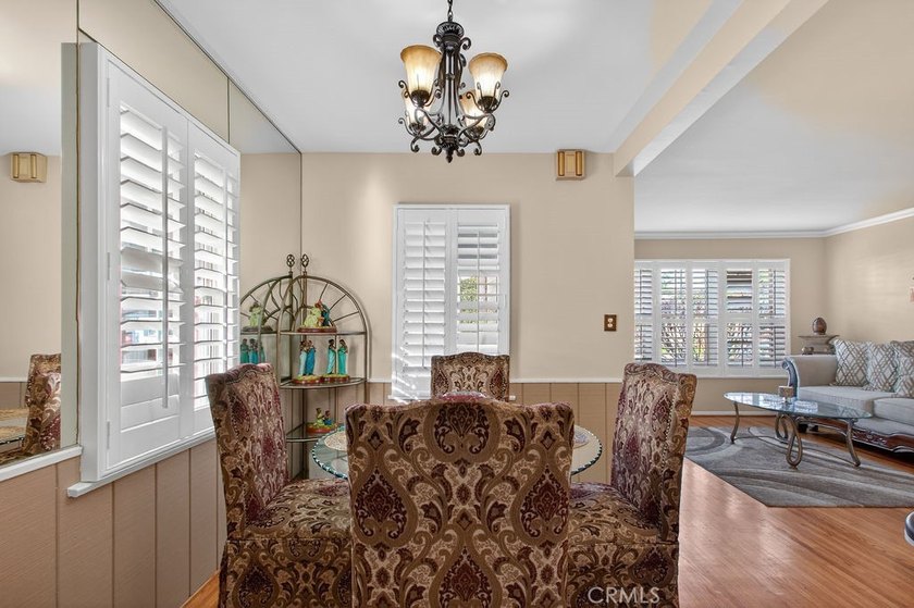 Stunning Turn-Key Gem in Historic Wrigley! Welcome to 2430 San - photo 6