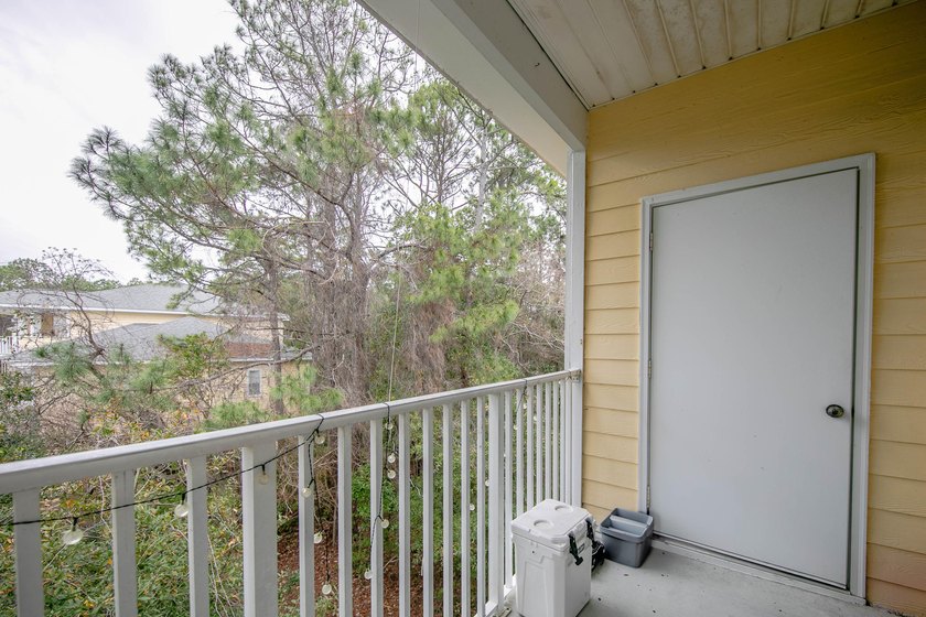 Priced to SELL !!!! This 3rd floor unit has been remodeled with - photo 11