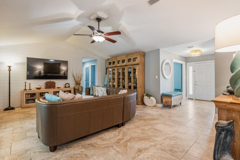 Welcome to 201 Yacht Club Dr. Discover a truly exceptional home - photo 14
