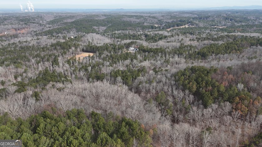 First time on the market in the past 60 years. The 2,700' (L) X - photo 36