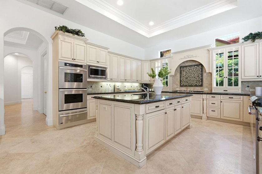 Le Rivage is one of Boca Raton's most exclusive private - photo 14