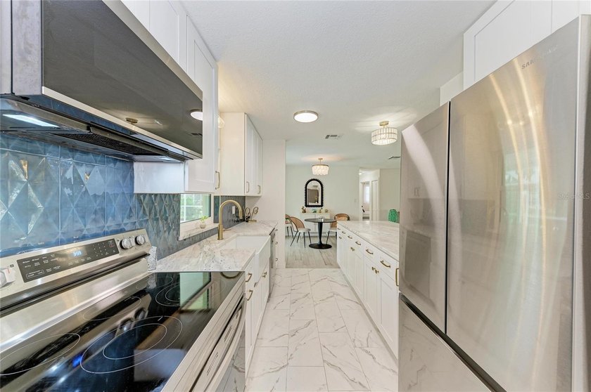 Under contract-accepting backup offers. We are delighted to - photo 22
