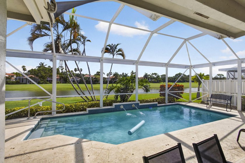 Premier Golf Membership Available ! Welcome to this charming - photo 43