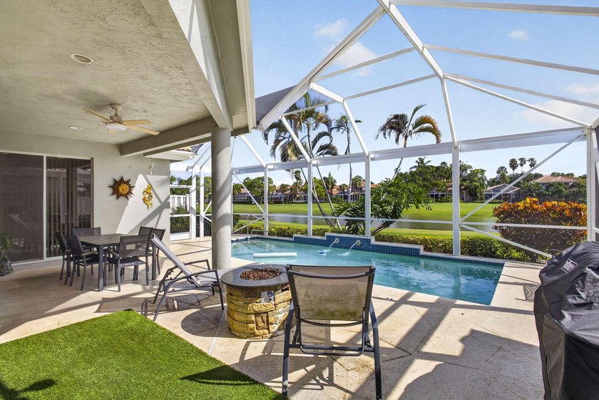 Premier Golf Membership Available ! Welcome to this charming - photo 45