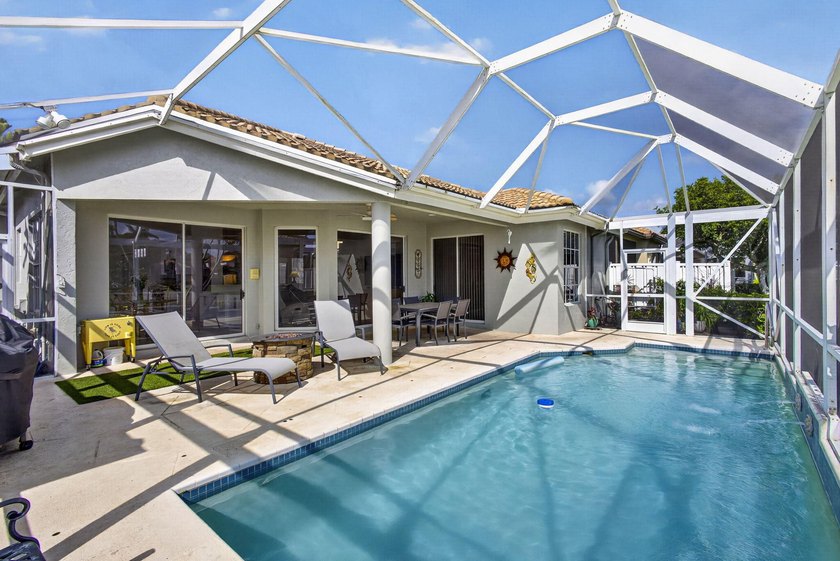 Premier Golf Membership Available ! Welcome to this charming - photo 47