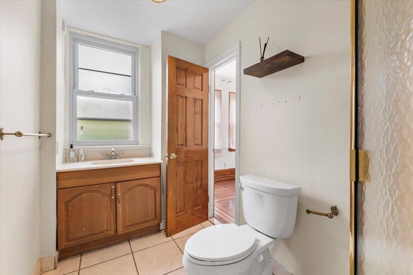 Tons of potential to make this brick center hall colonial ur own - photo 13