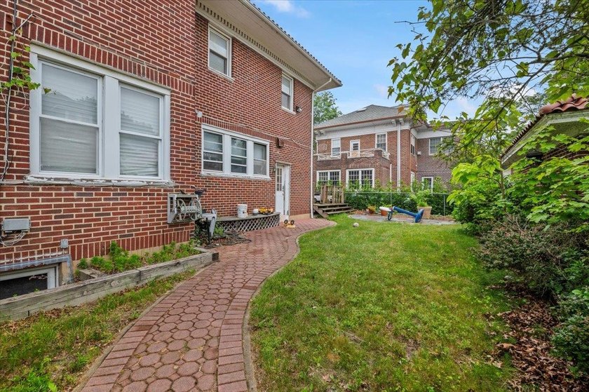 Tons of potential to make this brick center hall colonial ur own - photo 19