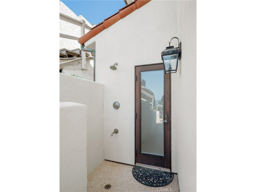 Available for the month of August: a quintessential secluded - photo 29