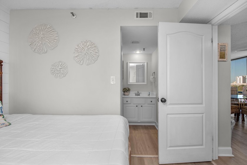 Seller to pay Assessment of 81k in Full at closing! Beautifully - photo 30