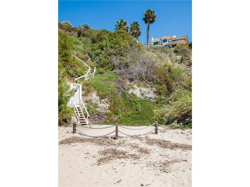 Available for the month of August: a quintessential secluded - photo 37