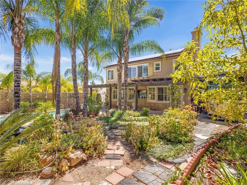 Back Active...Pool Home in Murrieta - no HOA - loaded with - photo 17