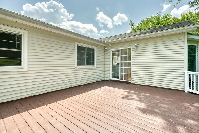 Welcome home to this beautifully updated 3-bedroom ranch nestled - photo 40