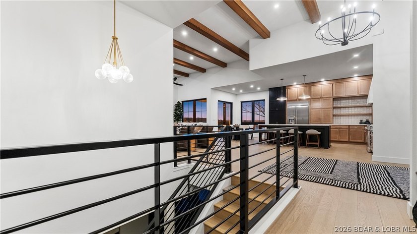 Recently completed by Thomas Construction, this luxury residence - photo 18