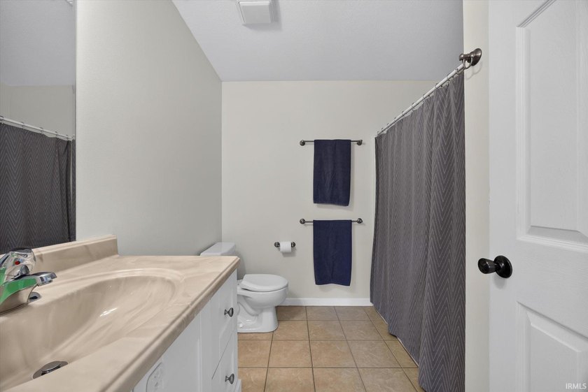 Welcome to this beautifully maintained 3-bedroom home in - photo 25