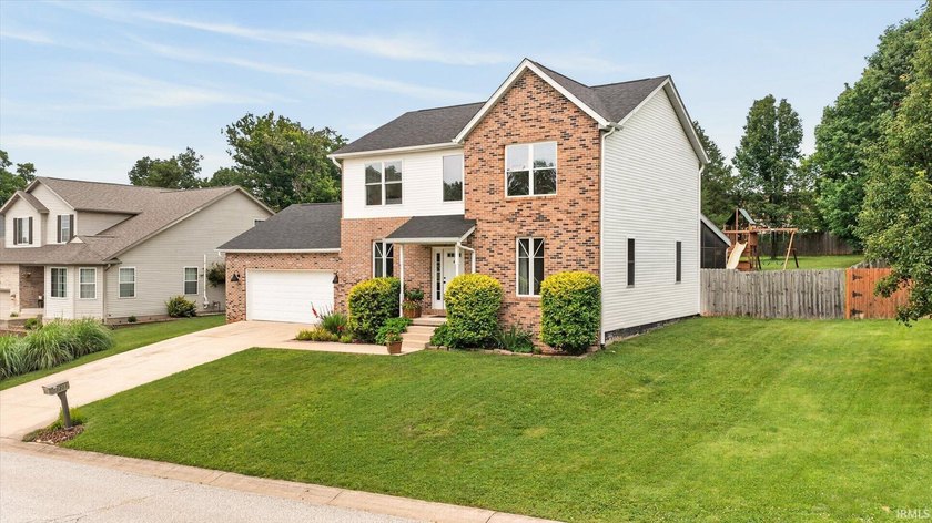 Welcome to this beautifully maintained 3-bedroom home in - photo 33
