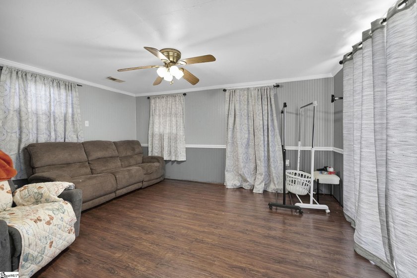 A rare opportunity for multi-generational living on 17 - photo 16