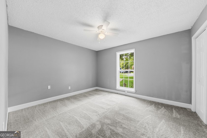 Welcome to 203 Tiffany Circle in beautiful St. Marys, Georgia! - photo 18