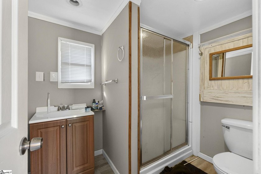 A rare opportunity for multi-generational living on 17 - photo 24
