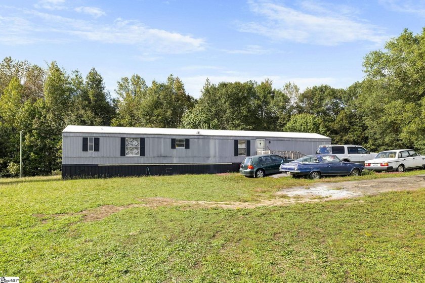 A rare opportunity for multi-generational living on 17 - photo 36