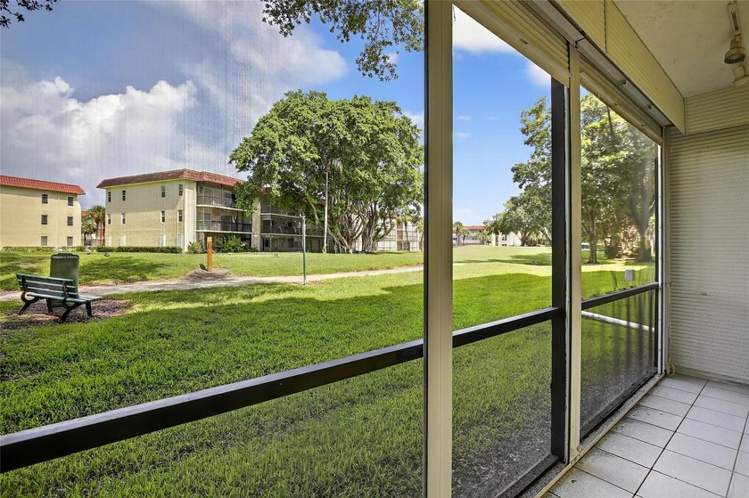 Large Phase 6 Condo with 1459 Sq. Ft. On Par 3 Golf Course-Full - photo 11
