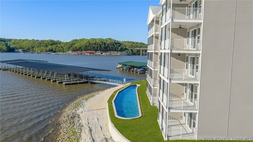 Discover the pinnacle of Lake of the Ozarks living at Niangua - photo 40