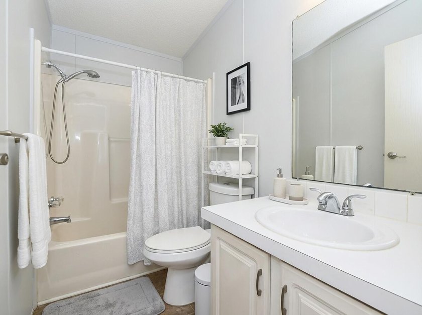 LAND OWNED! HOA Only $338/Mo includes Sewer/Trash/Cable/Internet - photo 6