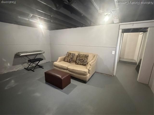 Come and see this beautifully maintained ranch style home with - photo 12