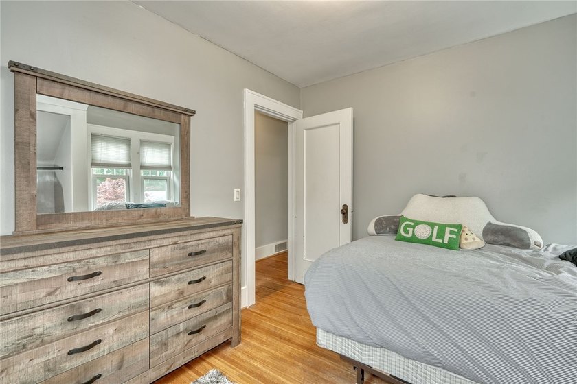 Welcome to 150 Eastland Avenue, a charming Colonial in - photo 30