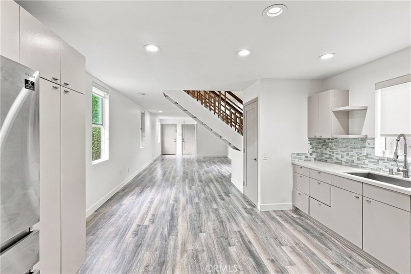 Welcome to 243 E. Home Street, a beautifully maintained - photo 17