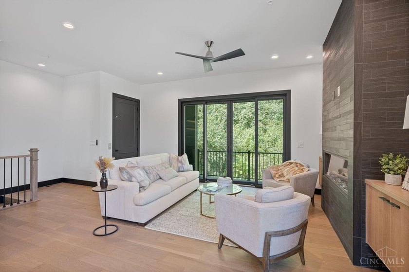 The Enclave of Mariemont! 6 Custom New Construction Town Homes - photo 8