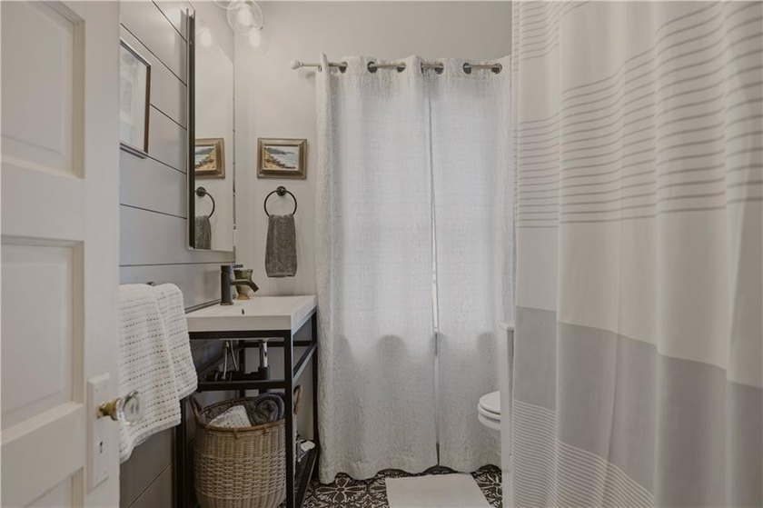 Set on a beautifully landscaped .14-acre lot, this 2-bedroom - photo 19