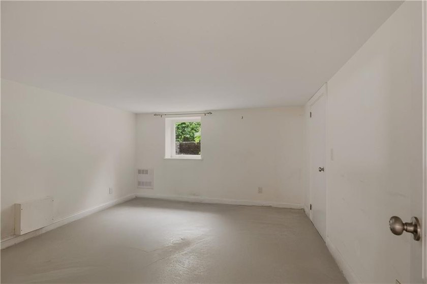 Set on a beautifully landscaped .14-acre lot, this 2-bedroom - photo 40