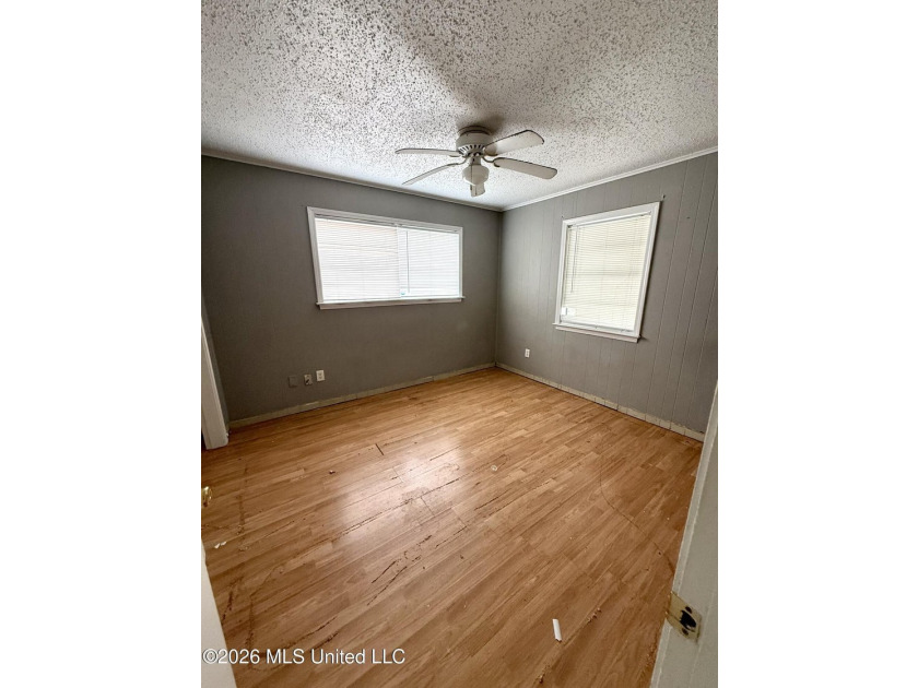 AS-IS Investment Opportunity in Ocean Springs! Unlock the - photo 21