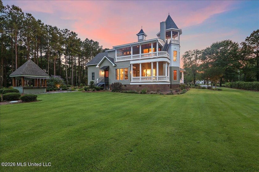 If you've been searching for a one-of-a-kind home that feels - photo 28