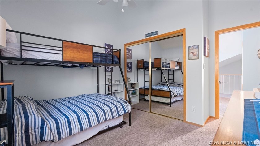 Must see this fully furnished 3 bedroom, 2.5 bath condo, ideal - photo 36