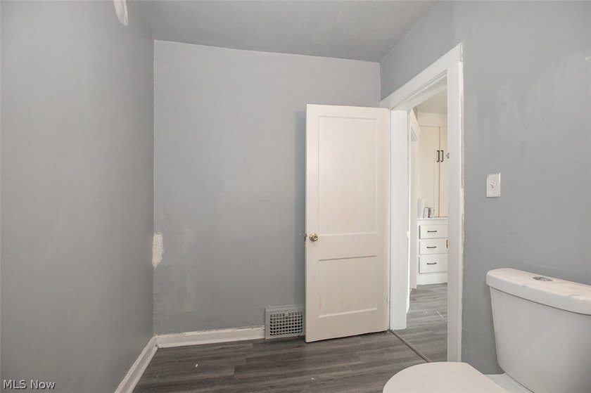 Great investment opportunity in the heart of Cleveland! This - photo 16