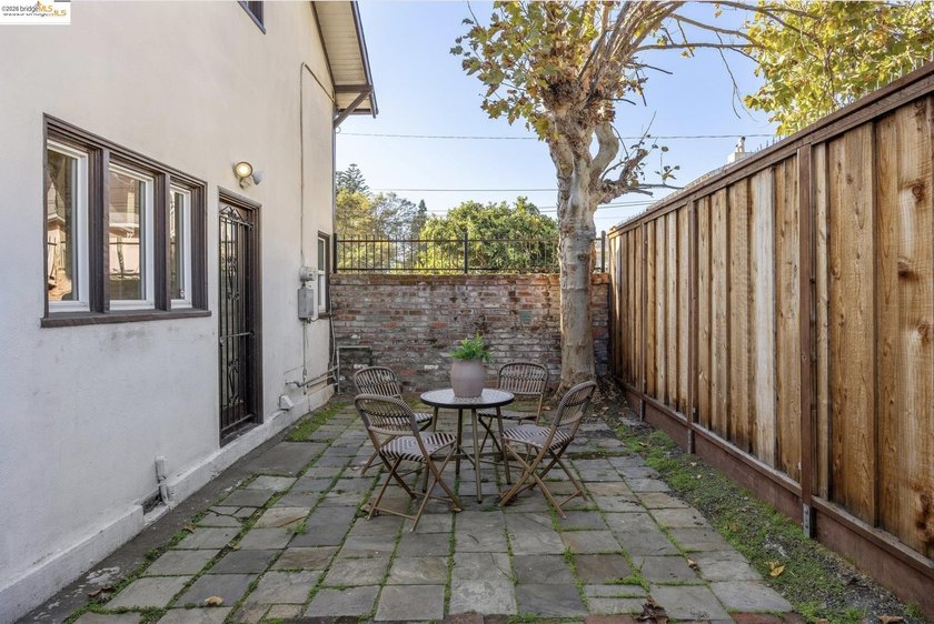 Originally built as a carriage house for the historic Oak Tree - photo 31