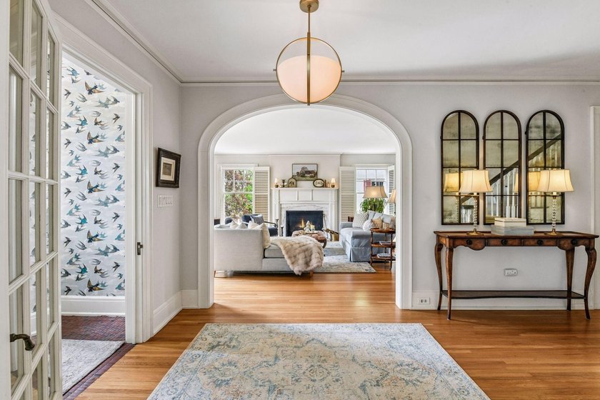 Enchanting red brick center hall Colonial on coveted West Lake - photo 8