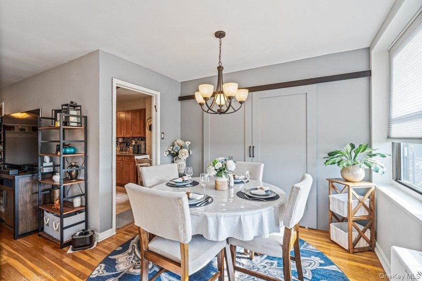 Spring into comfort with this beautifully renovated, *H-line* - photo 6